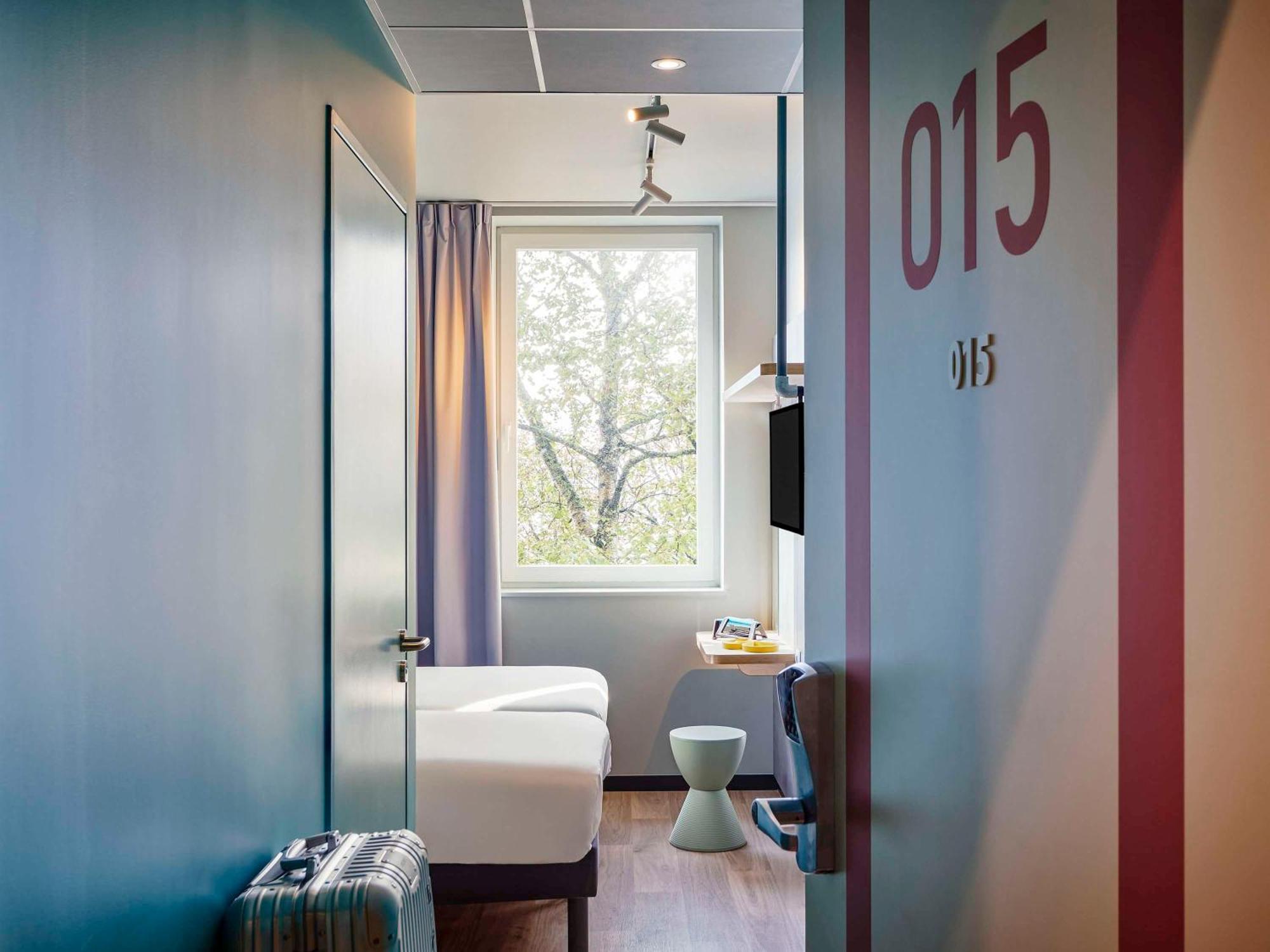 Ibis Budget Эпиналь Экстерьер фото